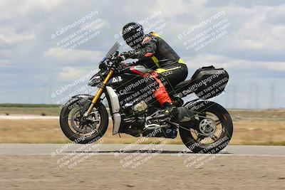 media/Apr-26-2024-TrackDaz (Fri) [[c4b677d280]]/B Group/120pm (Wheelie Bump)/